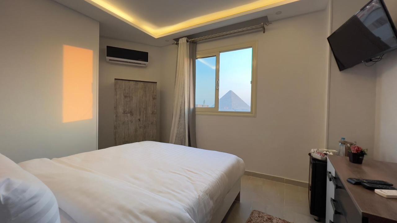 Pyramids Tower View Inn Nazlat as Sammān Exteriér fotografie